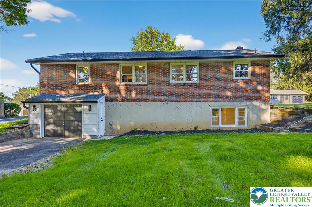 1686 Pleasant View Road Bethlehem, PA 18015 - Photo 41 of 45