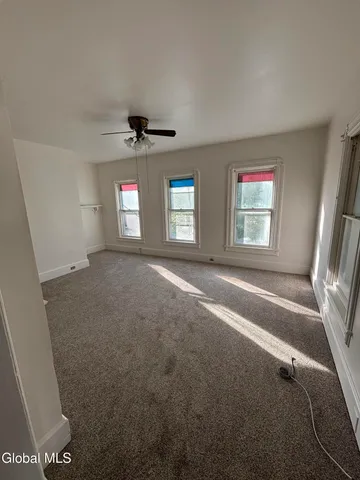 $1,700 | 174 Main Street, Unit 2, Altamont, NY 12009