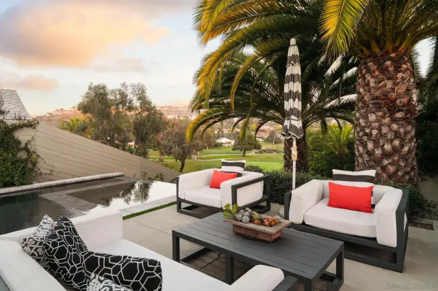 $2,868,000 | 7026 Estrella De Mar Road, Carlsbad, CA 92009