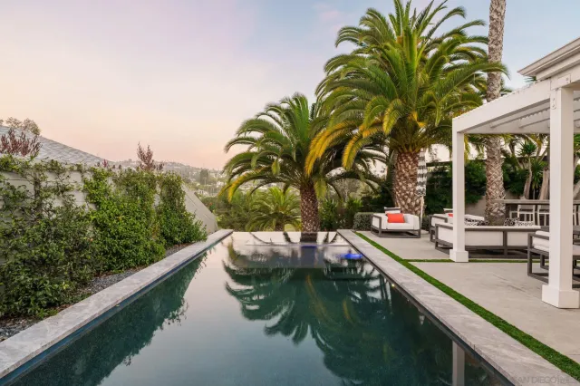 $2,868,000 | 7026 Estrella De Mar Road, Carlsbad, CA 92009