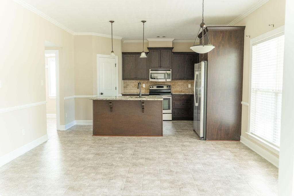 439 Sebastian Drive Grovetown, GA 30813 - Photo 9 of 34 Kitchen