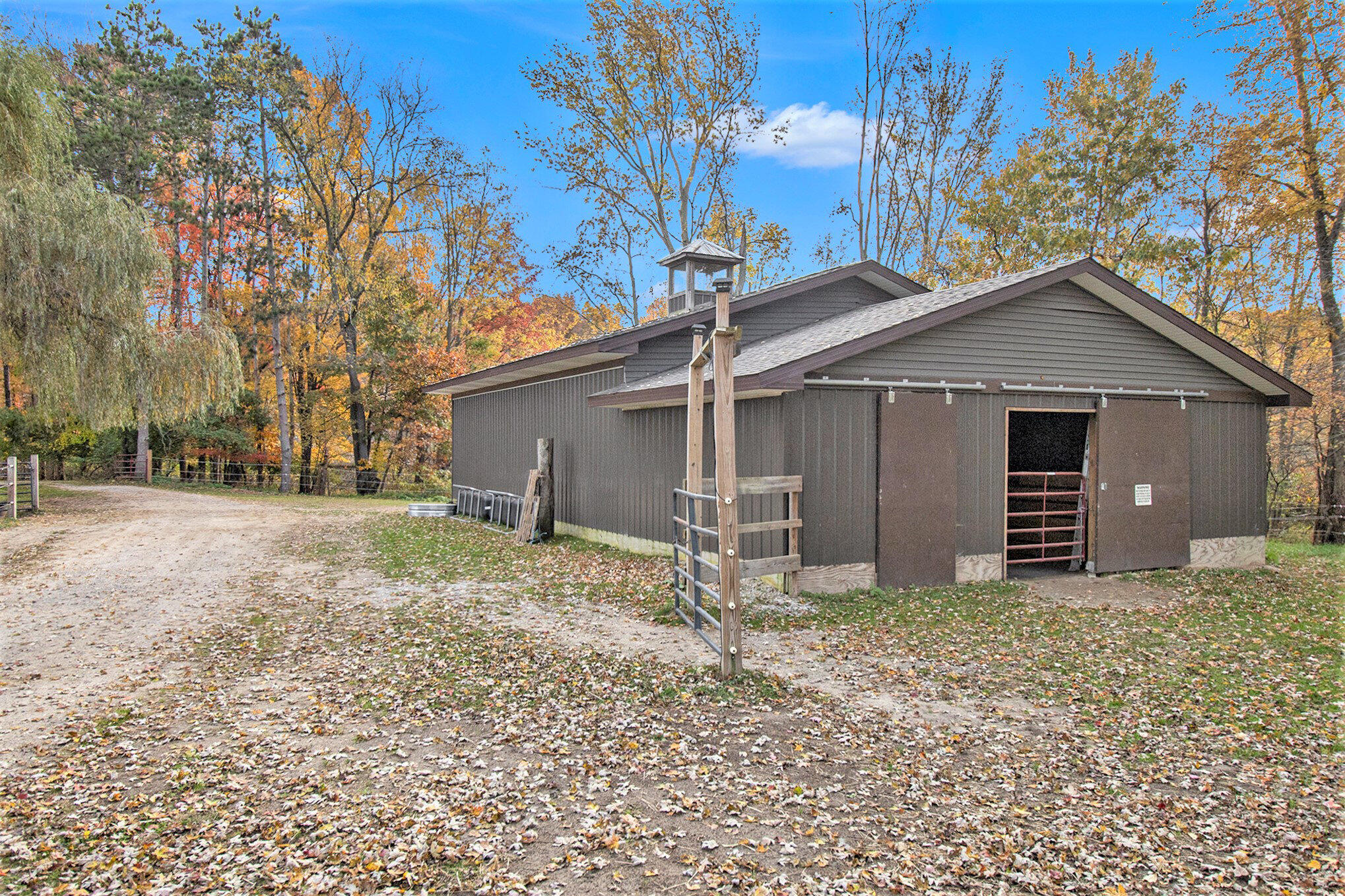 2989 Budd Road Stockbridge, MI 49285 - Photo 35 of 48 036_img_9665_506
