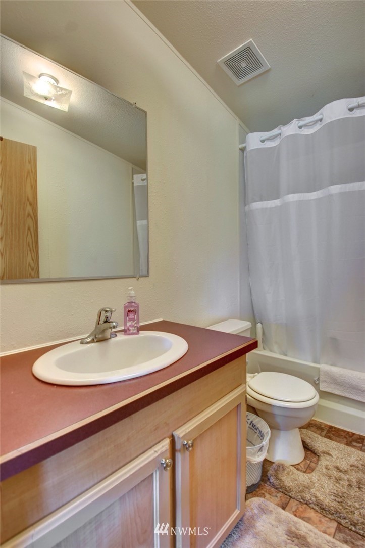 17227 Camas Run Lane Southwest Rochester, WA 98579 - Photo 14 of 21