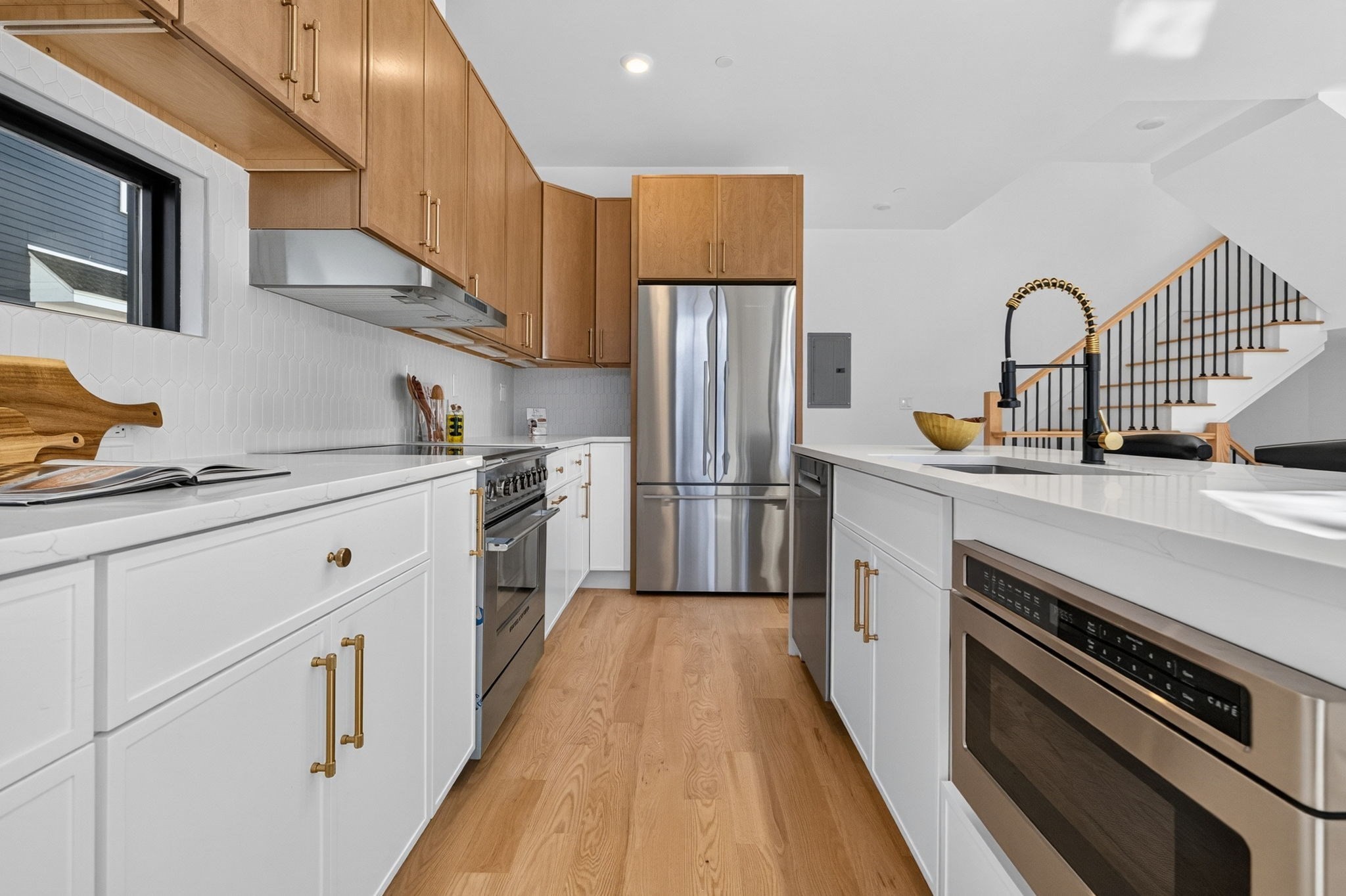 15B Clyde Street, Unit R Somerville, MA 02145 - Photo 5 of 21 Gallery Image 5