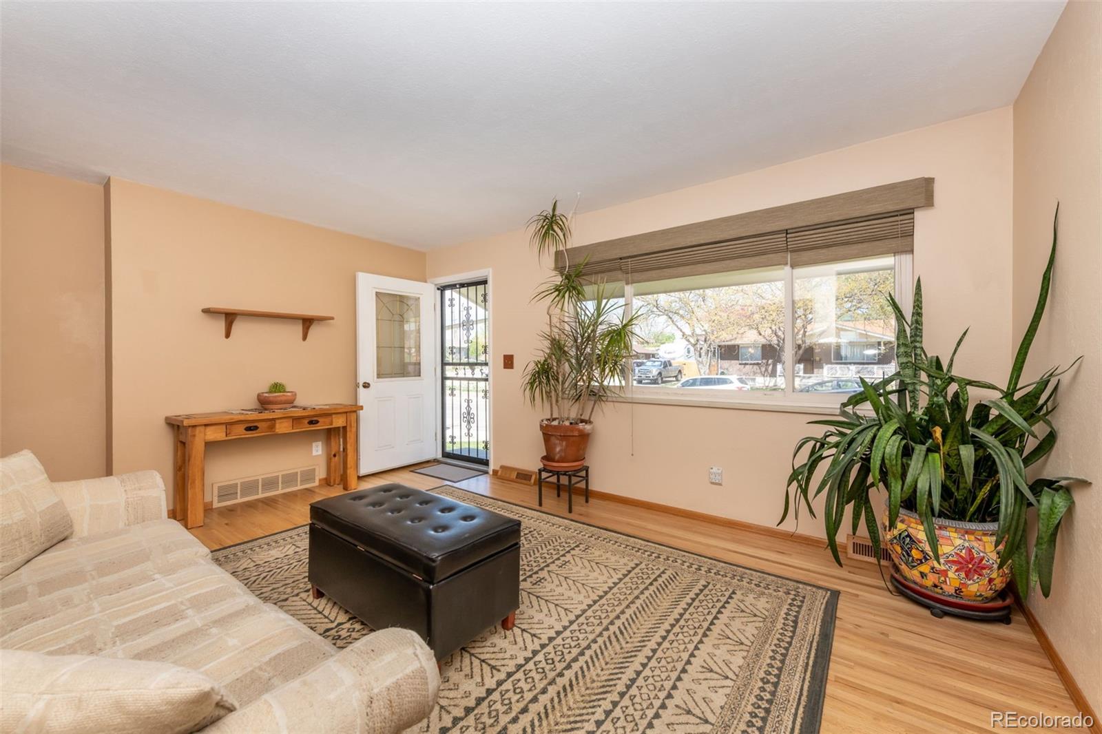 7812 Elder Circle Denver, CO 80221 - Photo 4 of 23