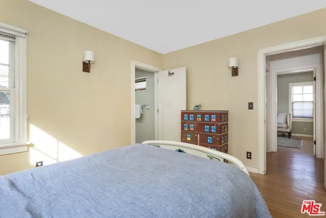 $5,000 | 1423 McCollum Street, Los Angeles, CA 90026