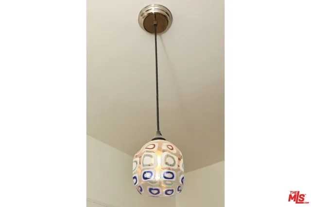 $5,000 | 1423 McCollum Street, Los Angeles, CA 90026