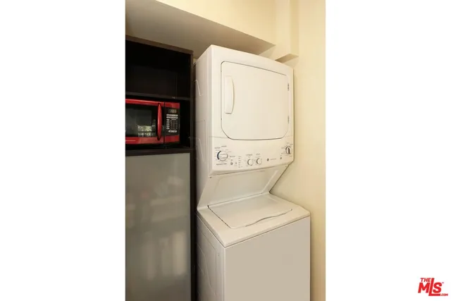 $5,000 | 1423 McCollum Street, Los Angeles, CA 90026