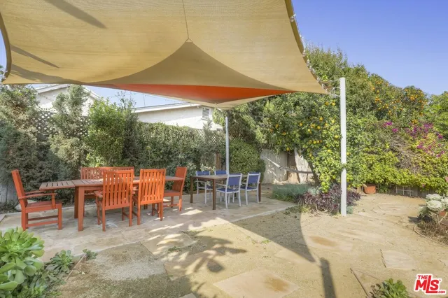 $5,000 | 1423 McCollum Street, Los Angeles, CA 90026