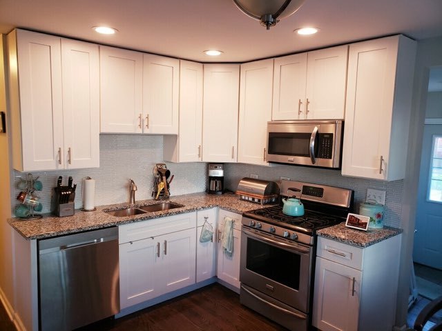 10804 Mayfield Avenue Chicago Ridge, IL 60415 - Photo 3 of 14
