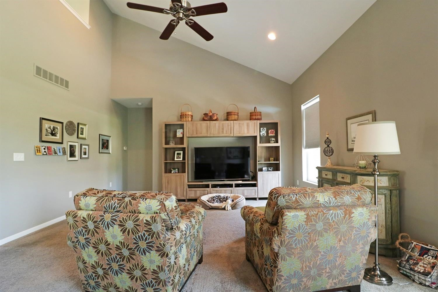 670 Park Lane Road Chelsea, MI 48118 - Photo 4 of 10 Photo 4
