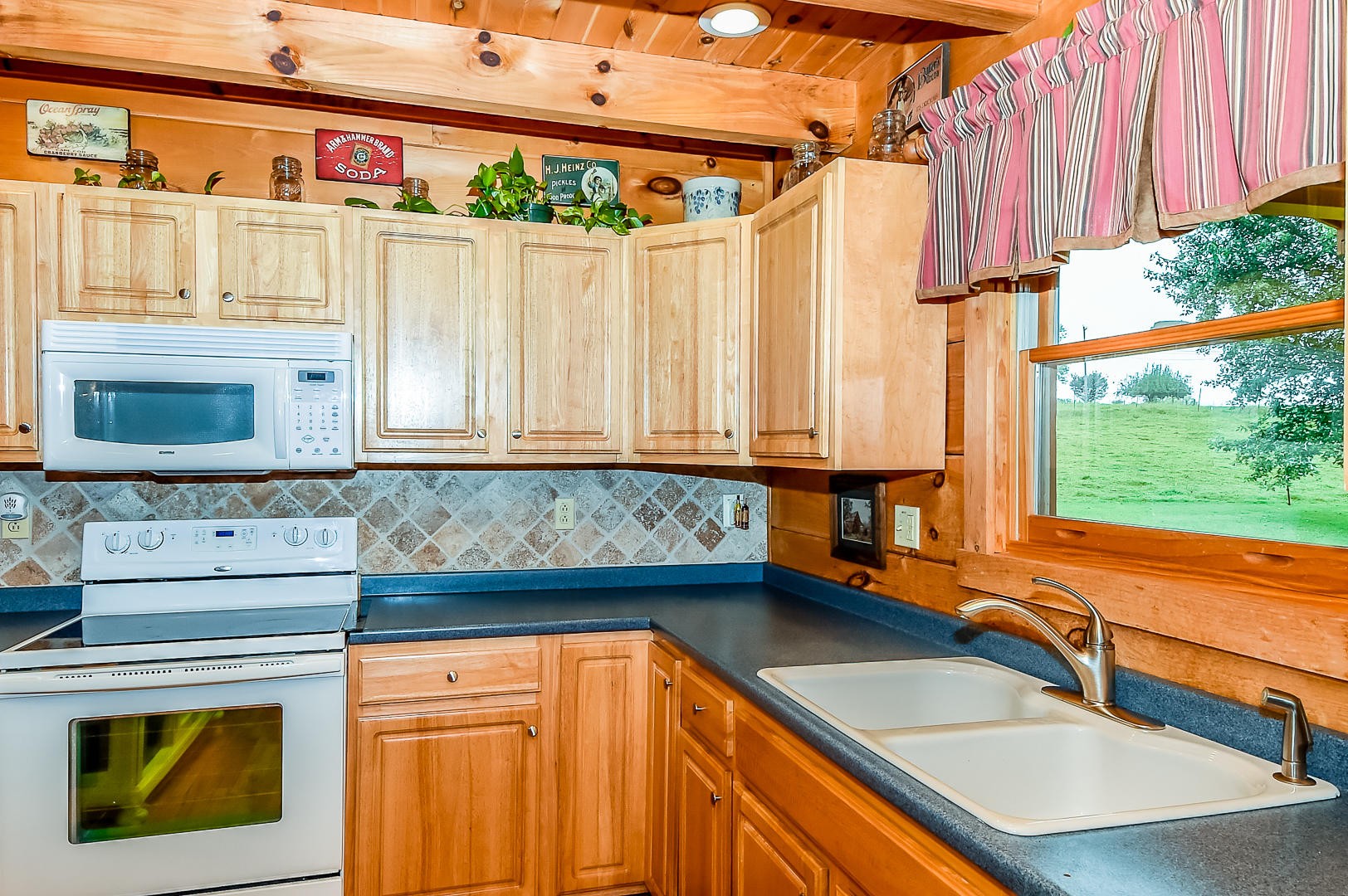 2906 Meadow Road West Greenback, TN 37742 - Photo 12 of 40 Gallery Image 12