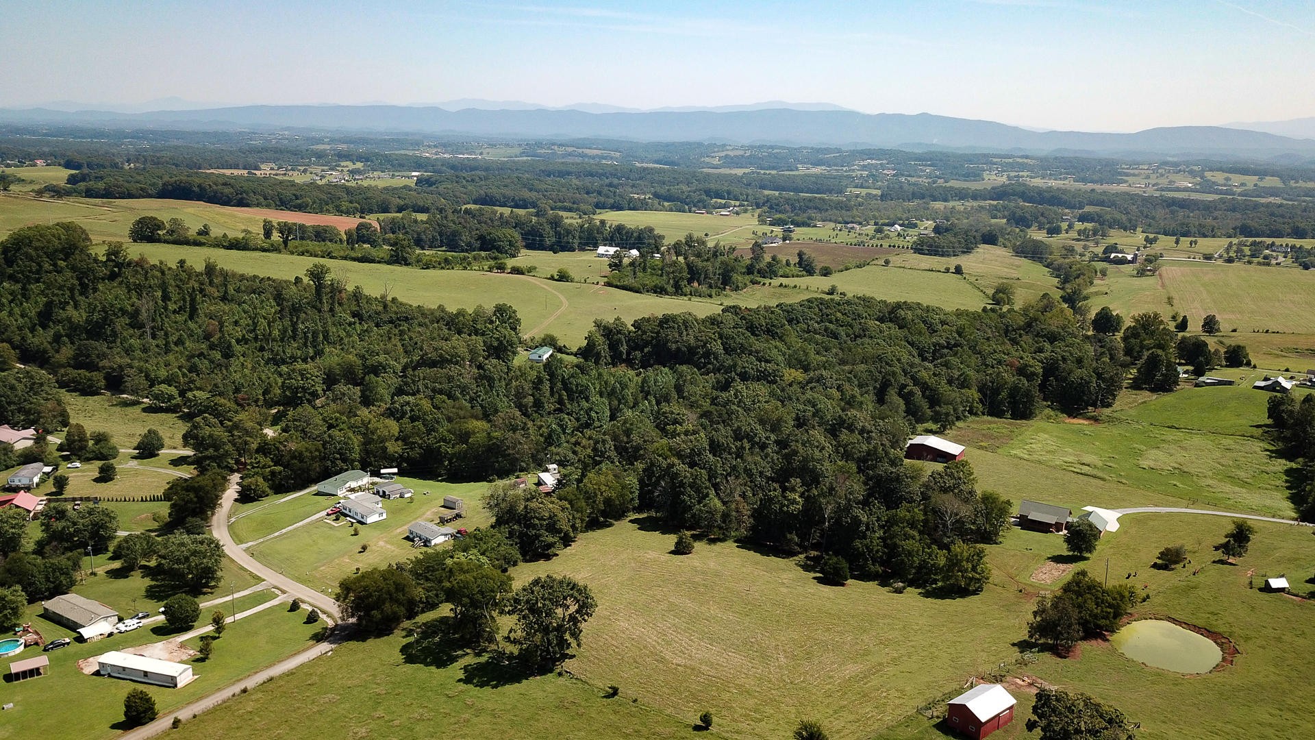 2906 Meadow Road West Greenback, TN 37742 - Photo 37 of 40 Gallery Image 37