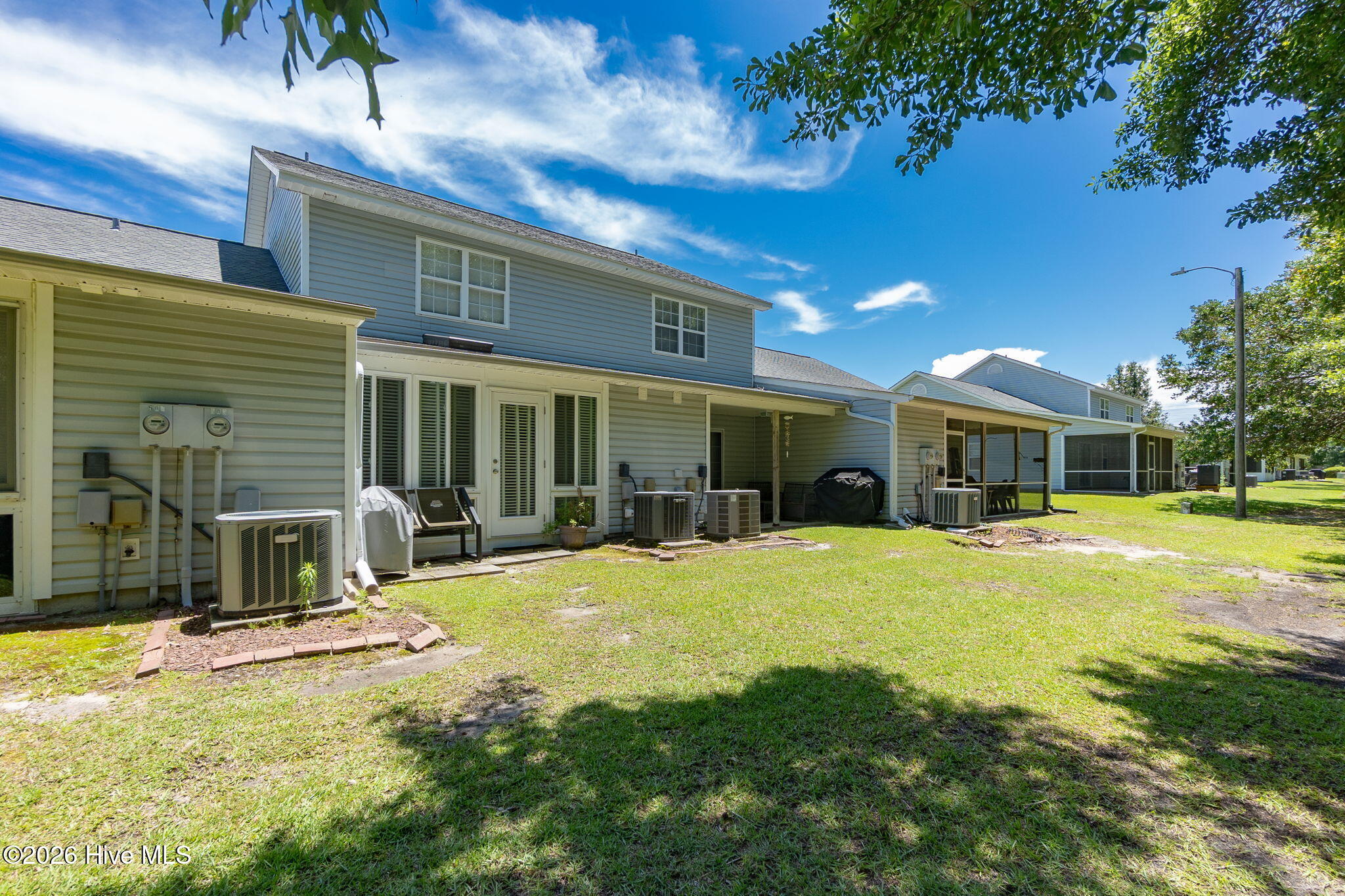 303 Barbour Road, Unit 503 Morehead City, NC 28557 - Photo 6 of 32 28-web-or-mls-chadwick-visuals-303-barbo