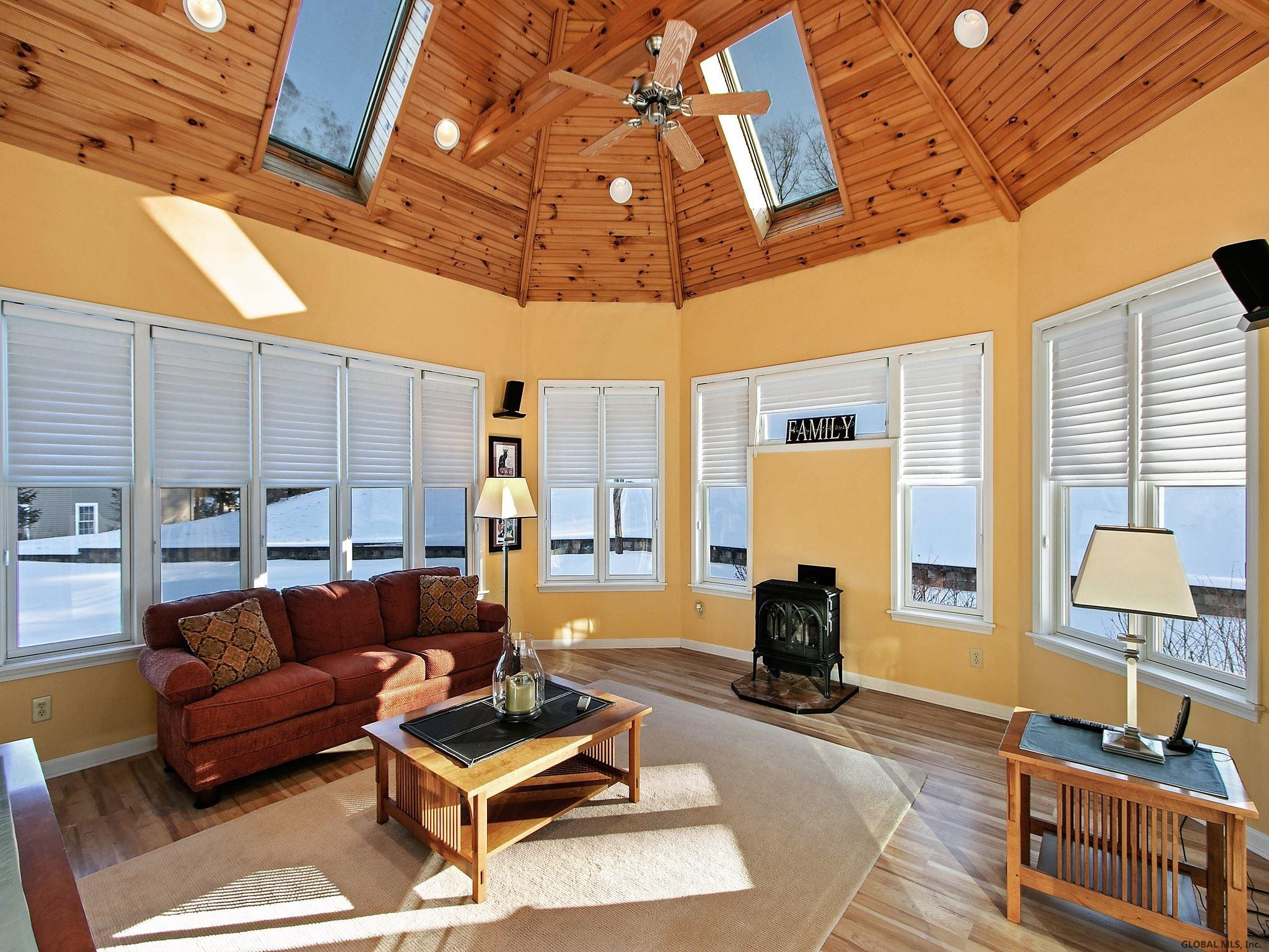 2 Seneca Road Niskayuna, NY 12309 - Photo 16 of 41 Photo 16