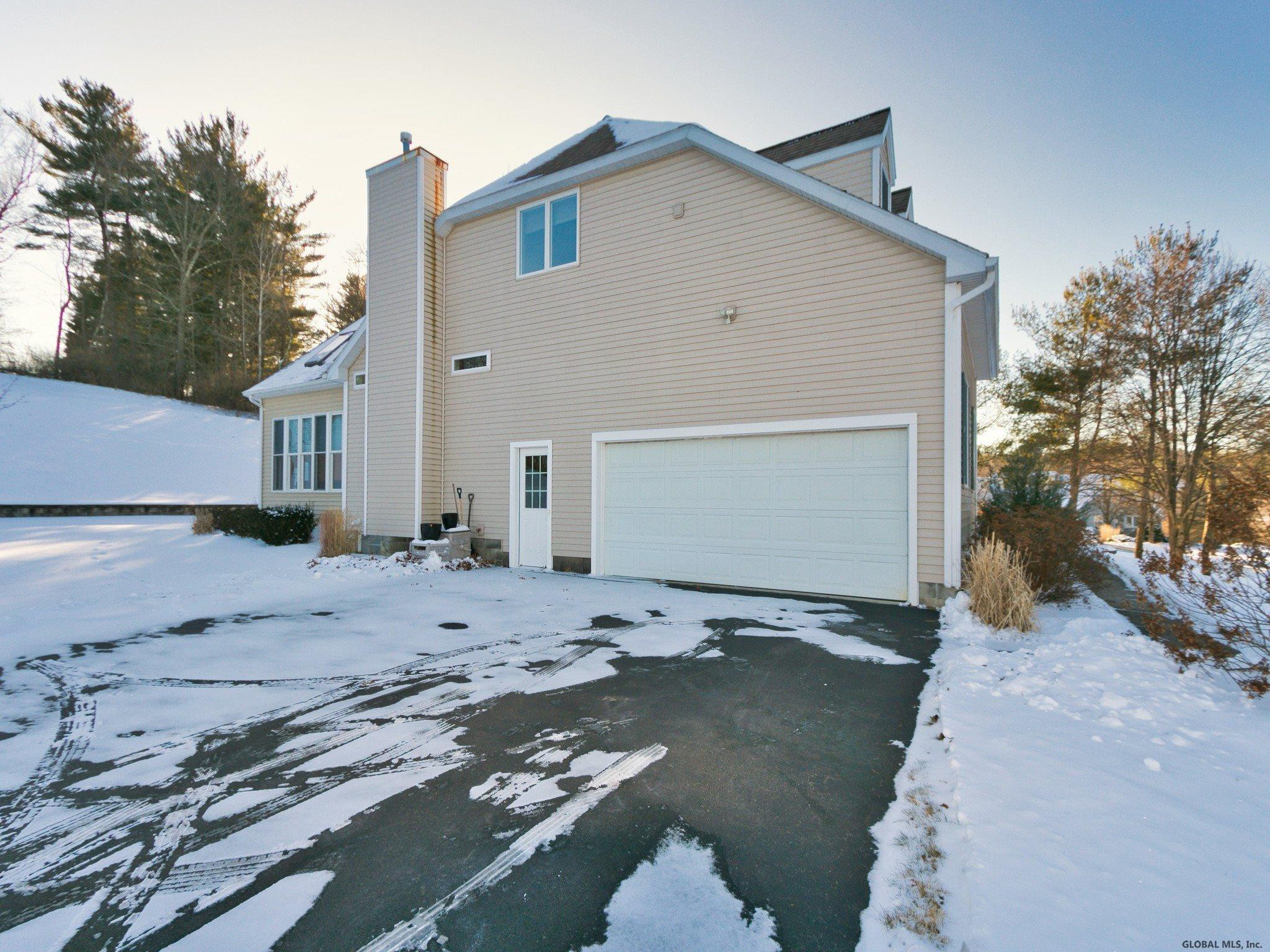 2 Seneca Road Niskayuna, NY 12309 - Photo 40 of 41 Photo 40