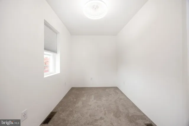 $2,400 | 353 William Street, Downingtown, PA 19335