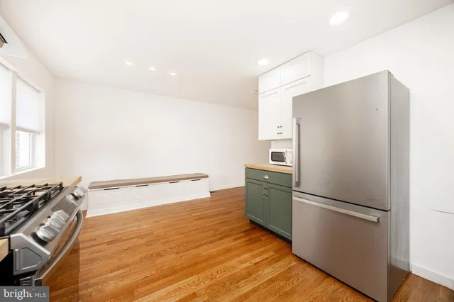 $2,400 | 353 William Street, Downingtown, PA 19335