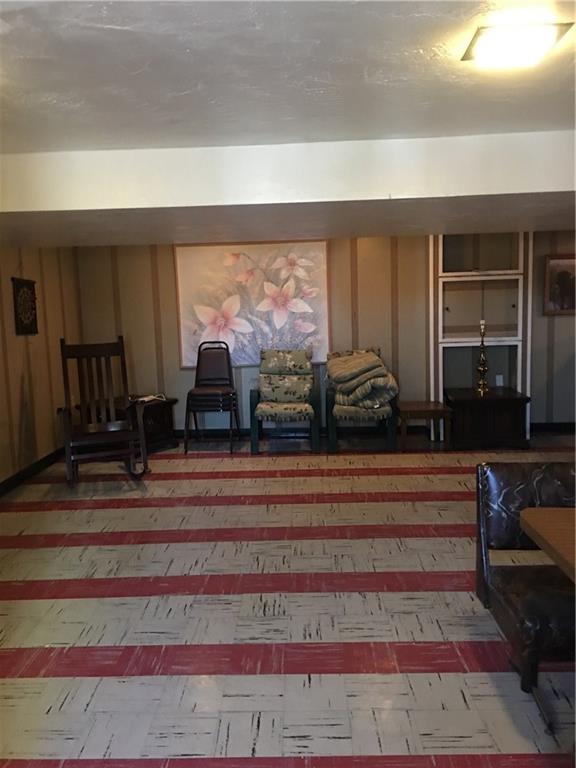 1629 Hollyrood Road Baldwin, PA 15227 - Photo 15 of 17 Gallery Image 15