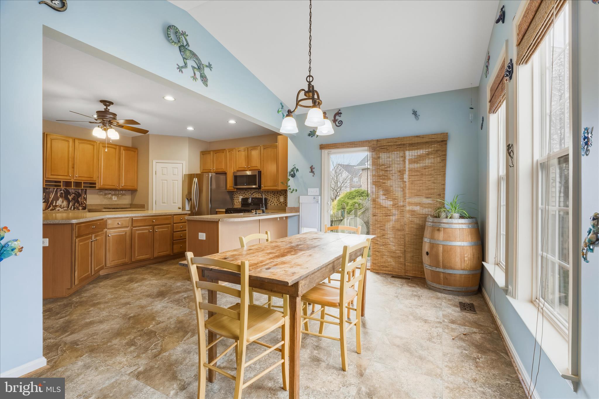 1707 Canal Run Drive Point of Rocks, MD 21777 - Photo 18 of 43 Breakfast Area