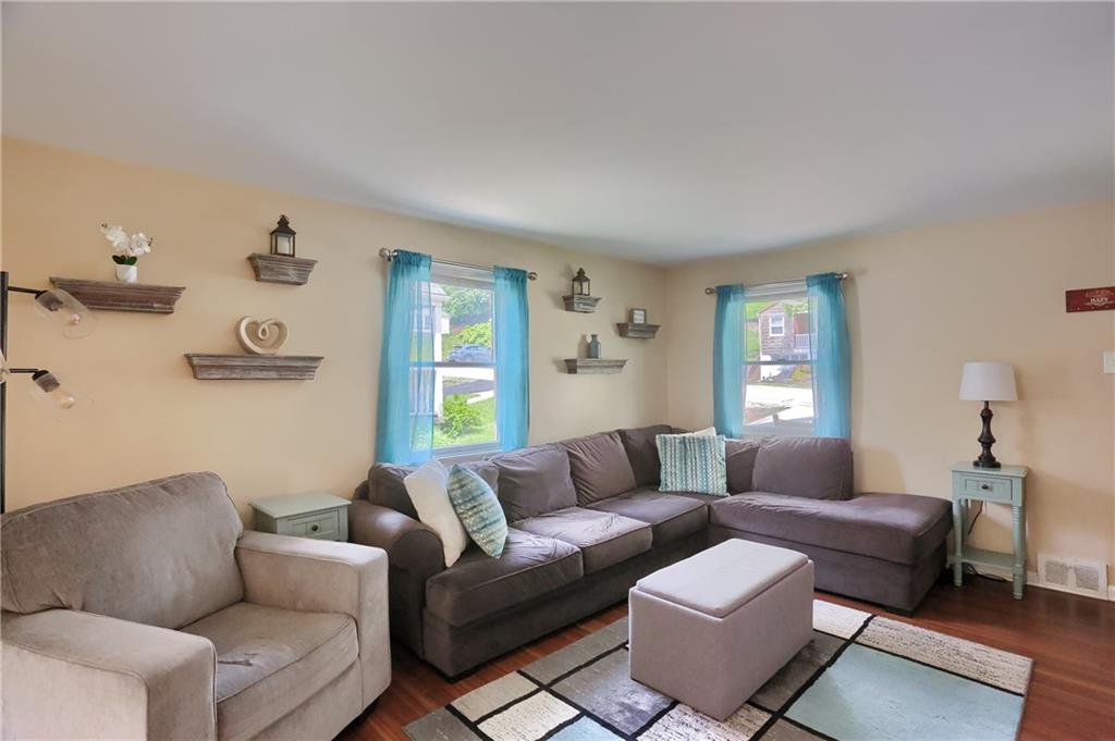 2114 Swallow Hill Road Pittsburgh, PA 15220 - Photo 15 of 45 Gallery Image 15