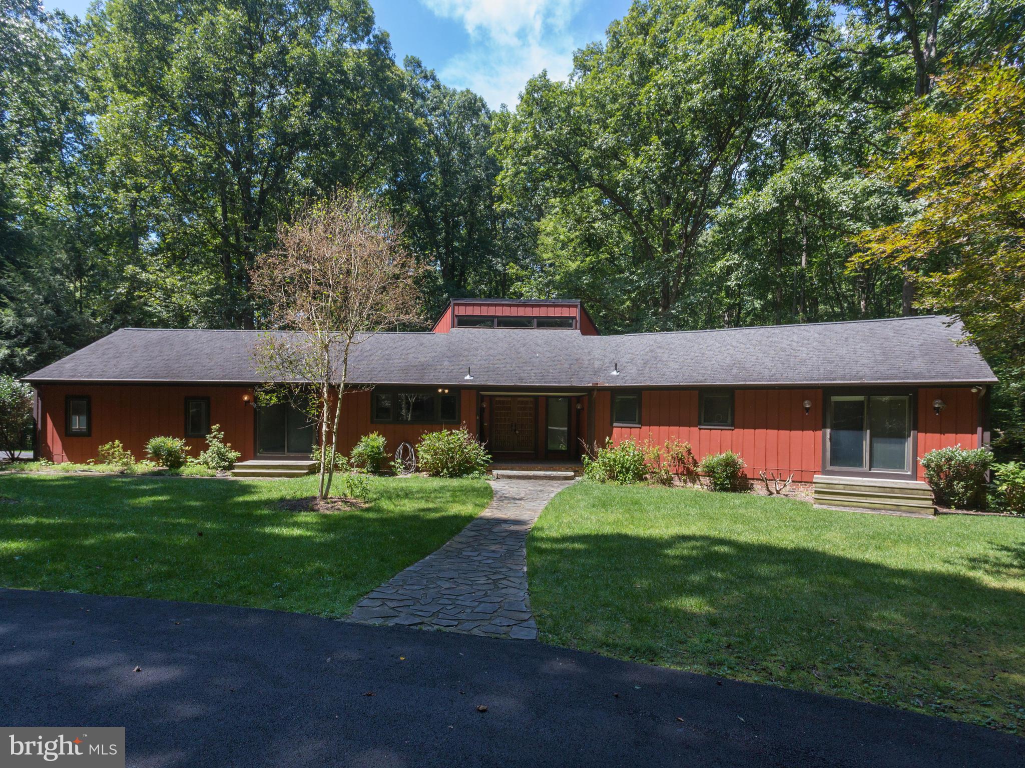 7605 Maple Branch Road Clifton, VA 20124 - Photo 1 of 30 Wonderful home in Clifton