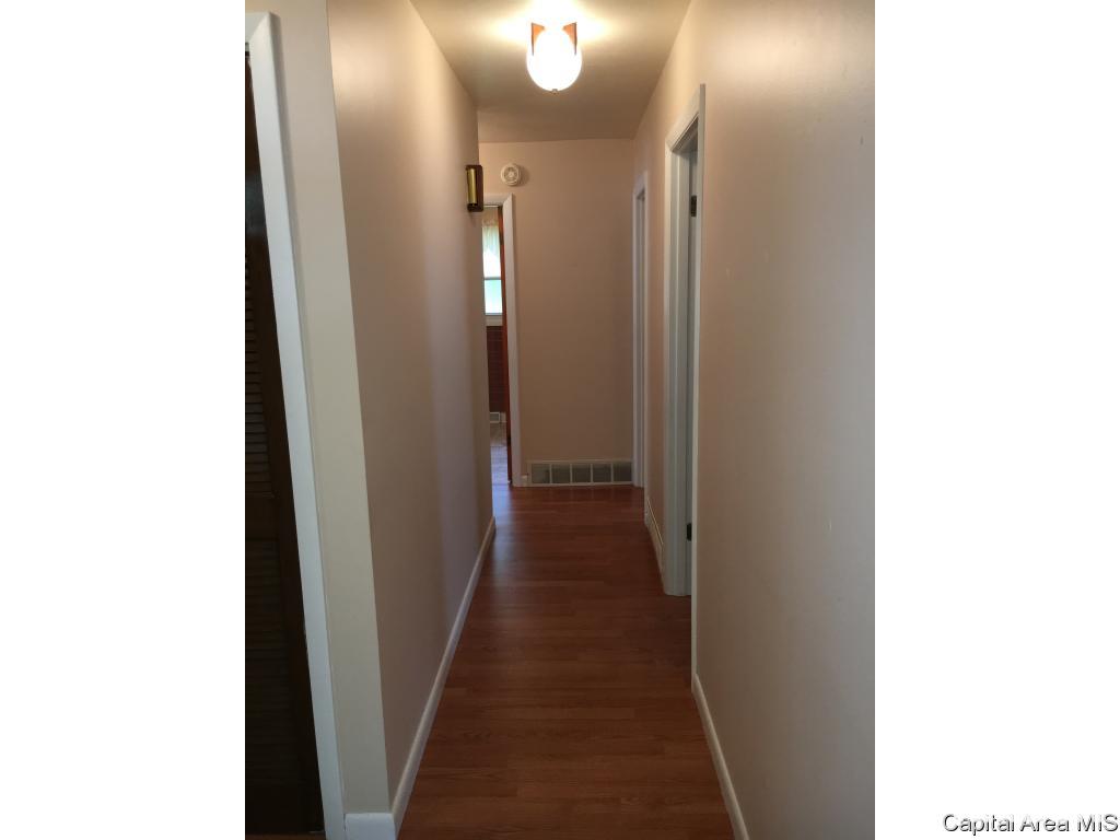 2128 Faringdon Road Springfield, IL 62702 - Photo 26 of 36
