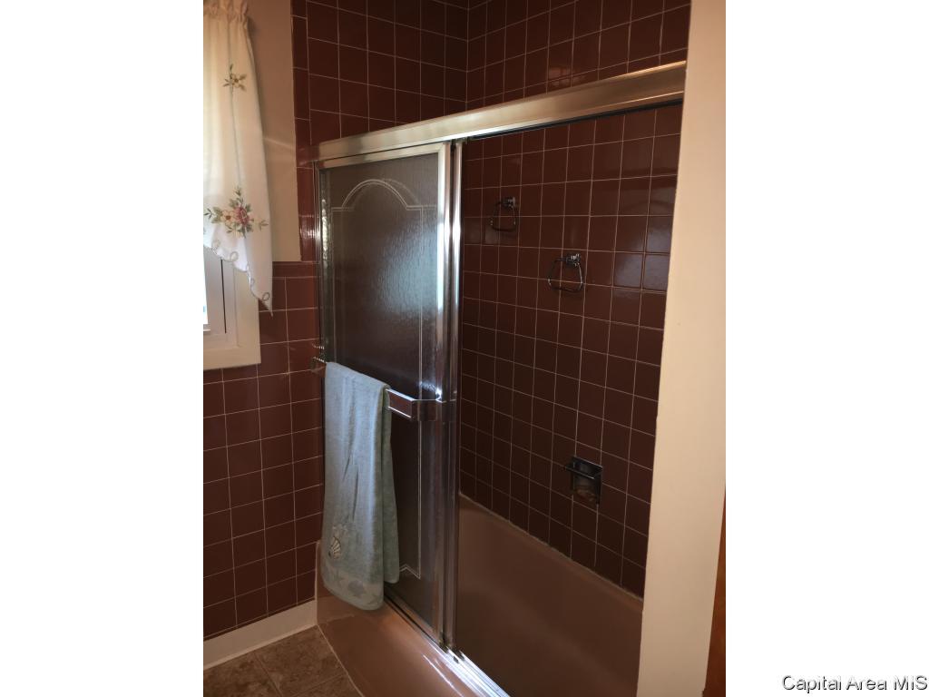 2128 Faringdon Road Springfield, IL 62702 - Photo 27 of 36