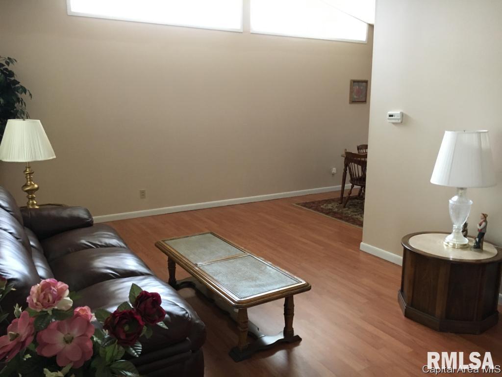 2128 Faringdon Road Springfield, IL 62702 - Photo 30 of 36
