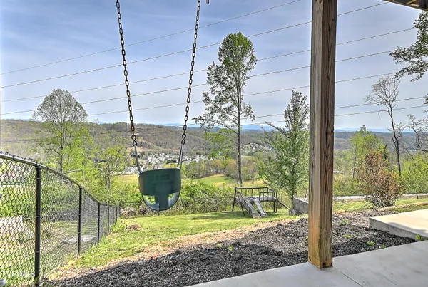 $529,900 | 4021 Lakota Place, Kingsport, TN 37664