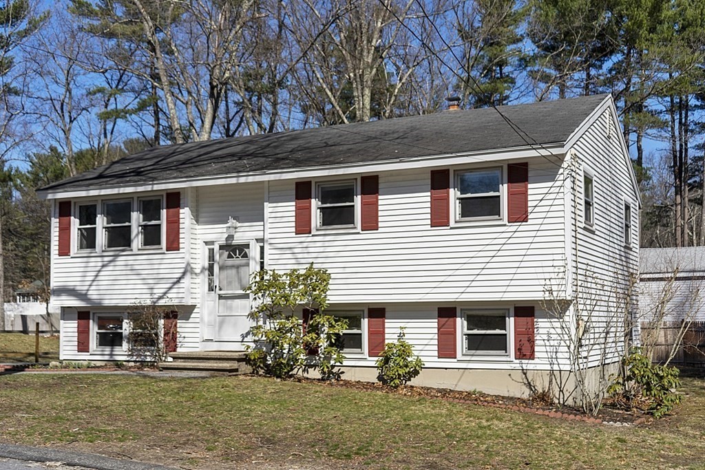 10 Beech Road Westford, MA 01886 - Photo 1 of 41 Gallery Image 1