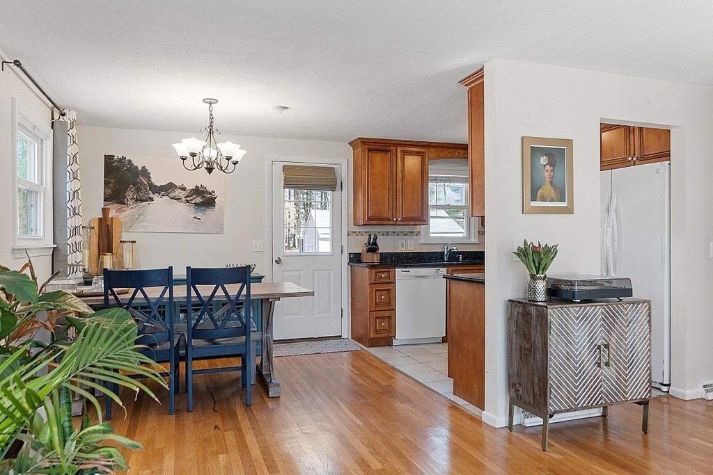 10 Beech Road Westford, MA 01886 - Photo 19 of 41 Gallery Image 19