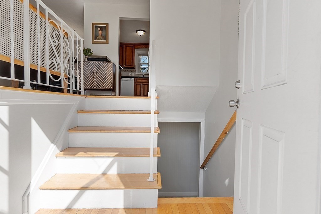 10 Beech Road Westford, MA 01886 - Photo 3 of 41 Gallery Image 3