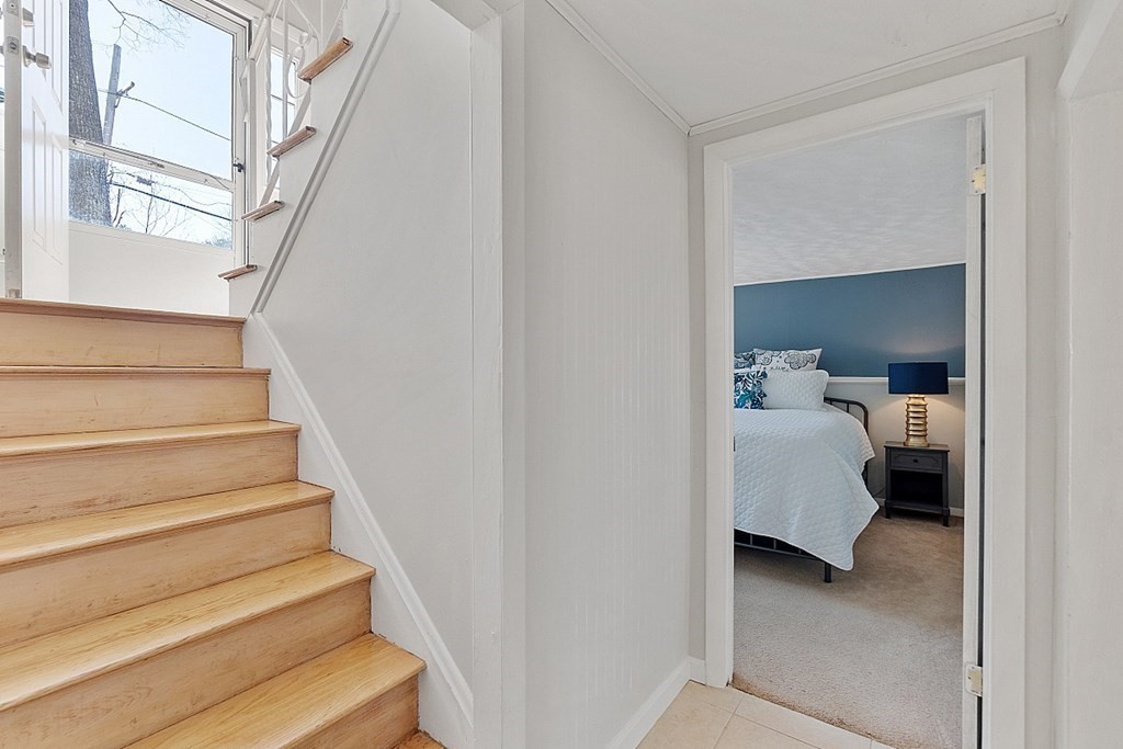 10 Beech Road Westford, MA 01886 - Photo 4 of 41 Gallery Image 4