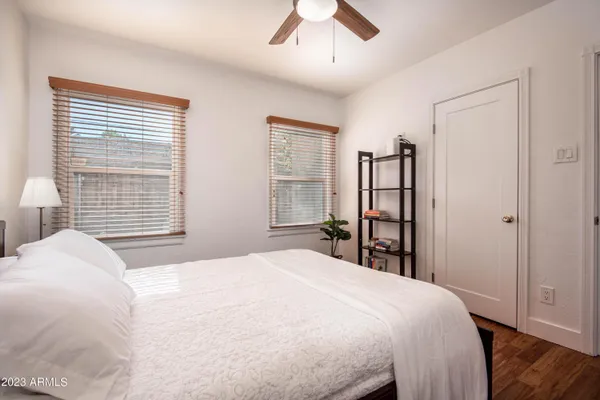 $2,500 | 1301 West Glenrosa Avenue, Phoenix, AZ 85013