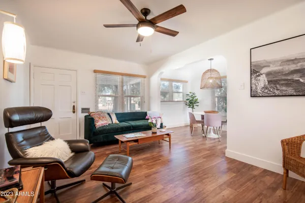 $2,500 | 1301 West Glenrosa Avenue, Phoenix, AZ 85013