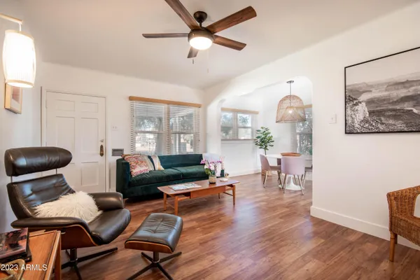 $2,500 | 1301 West Glenrosa Avenue, Phoenix, AZ 85013