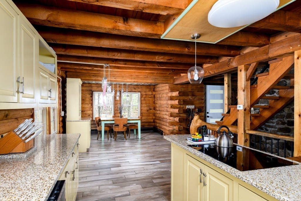 2700 Greenwich Road Hardwick, MA 01082 - Photo 28 of 42