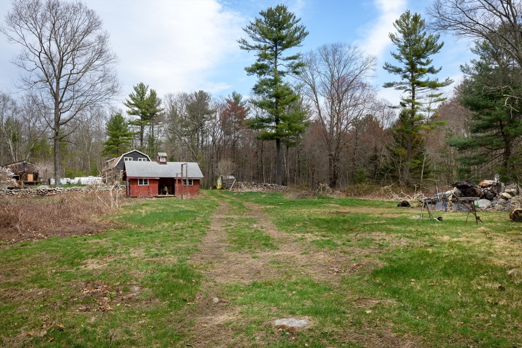 2700 Greenwich Road Hardwick, MA 01082 - Photo 8 of 42