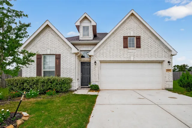 $2,360 | 6331 Feverfew Trail, Crosby, TX 77532