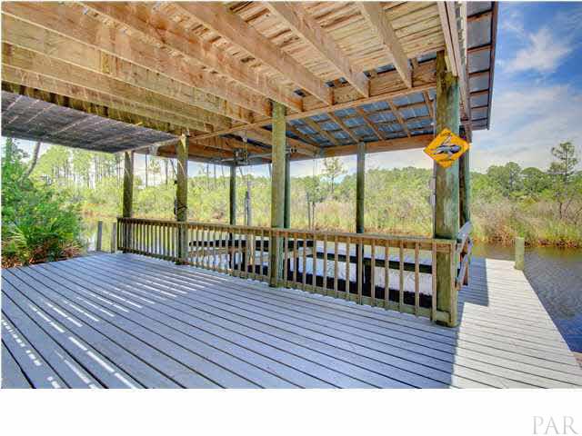 554 Riola Place Pensacola, FL 32506 - Photo 6 of 20 Observation deck