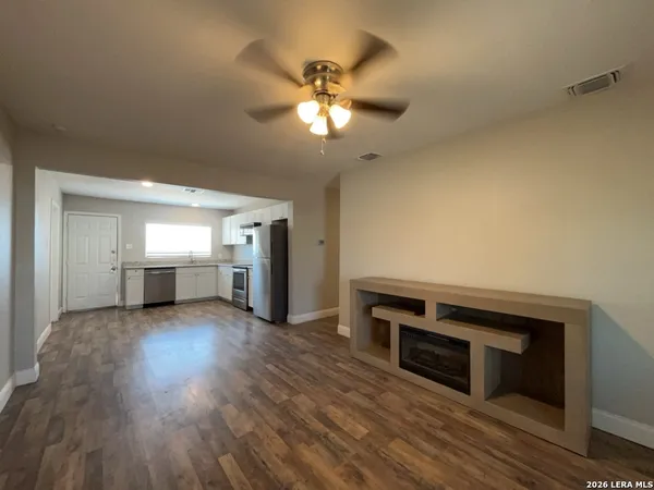 $1,465 | 8905 Seacliff Street, San Antonio, TX 78242