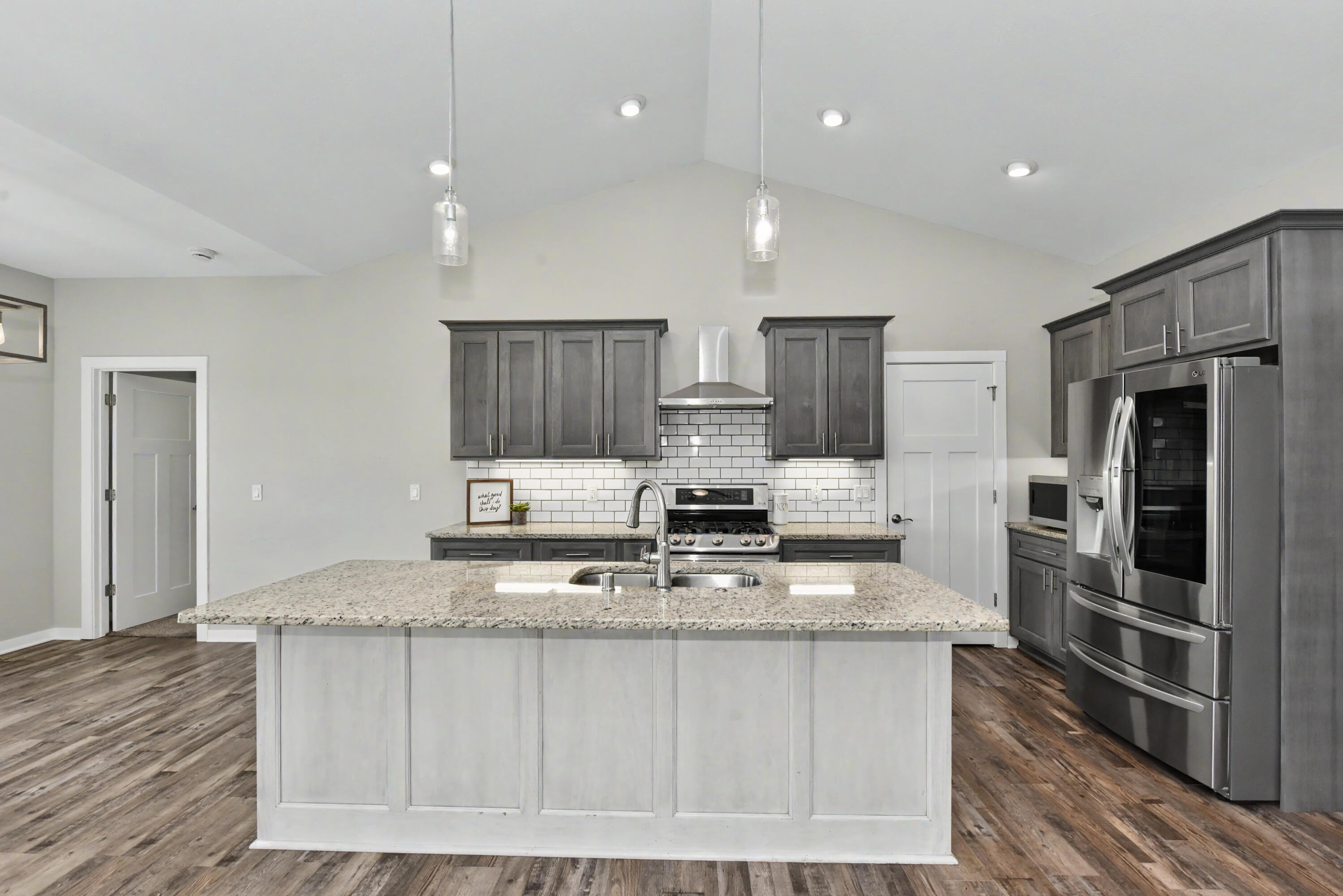 620 East Clancy Street Jefferson, WI 53549 - Photo 17 of 58 Kitchen