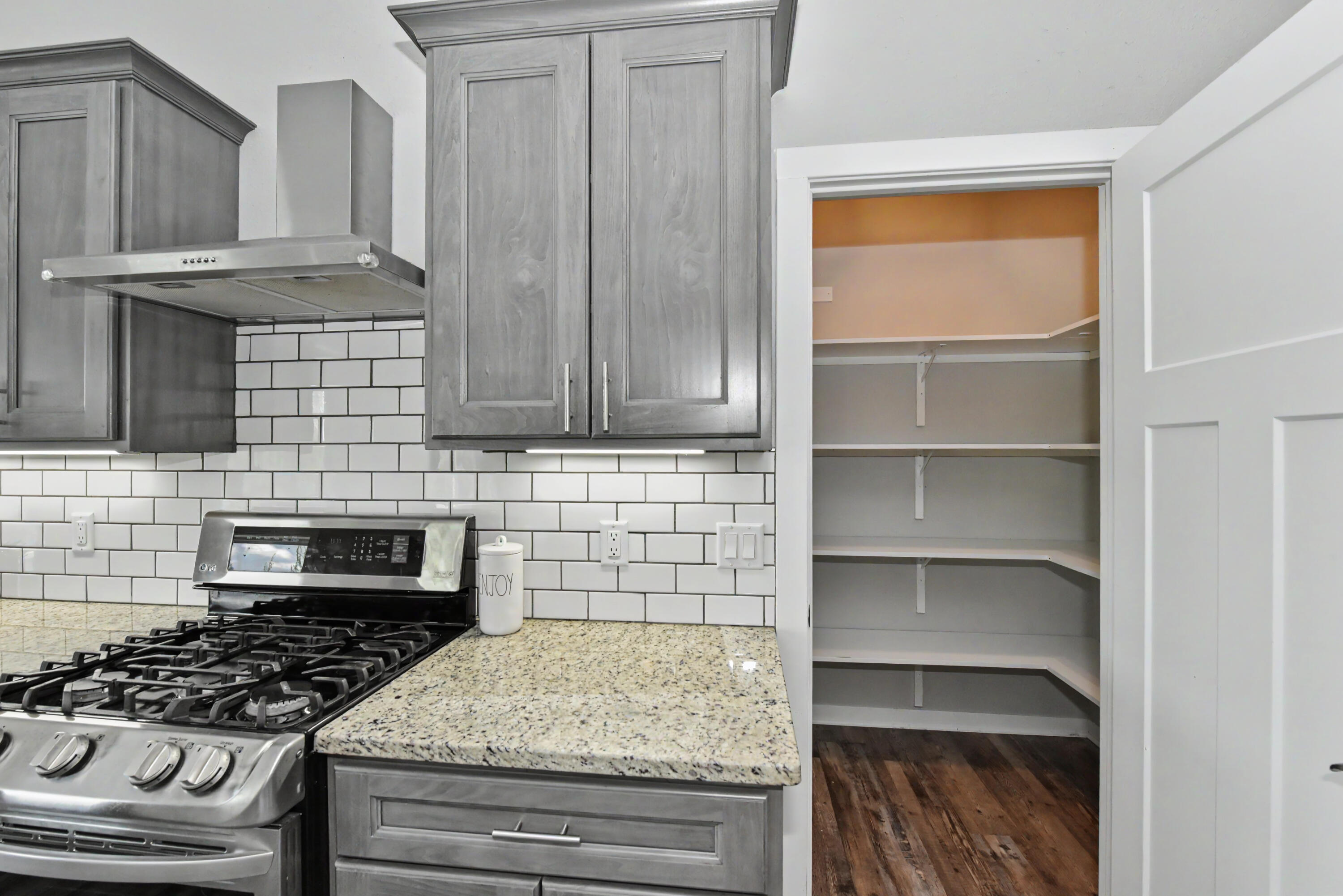 620 East Clancy Street Jefferson, WI 53549 - Photo 18 of 58 Pantry