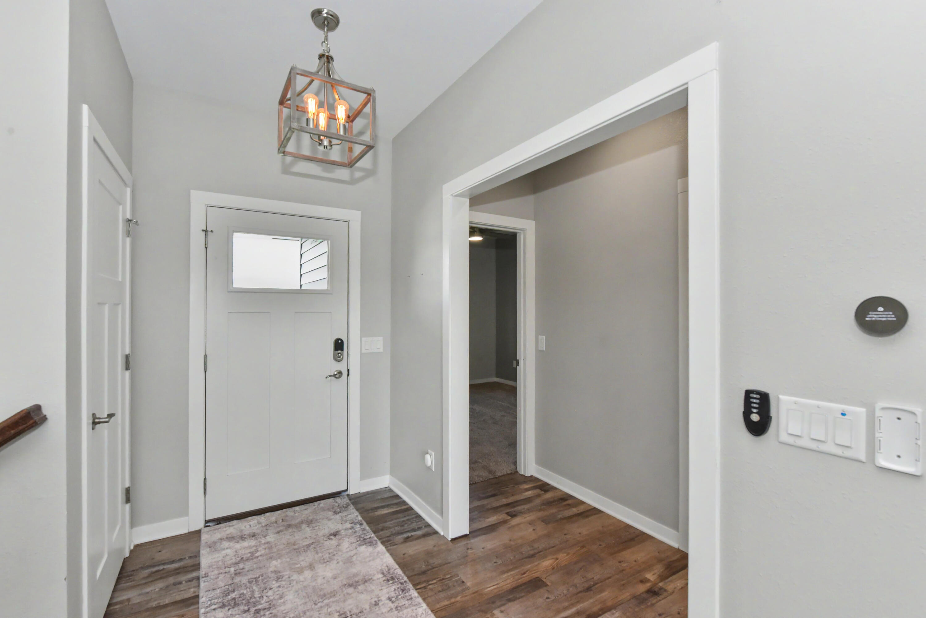 620 East Clancy Street Jefferson, WI 53549 - Photo 9 of 58 Entry