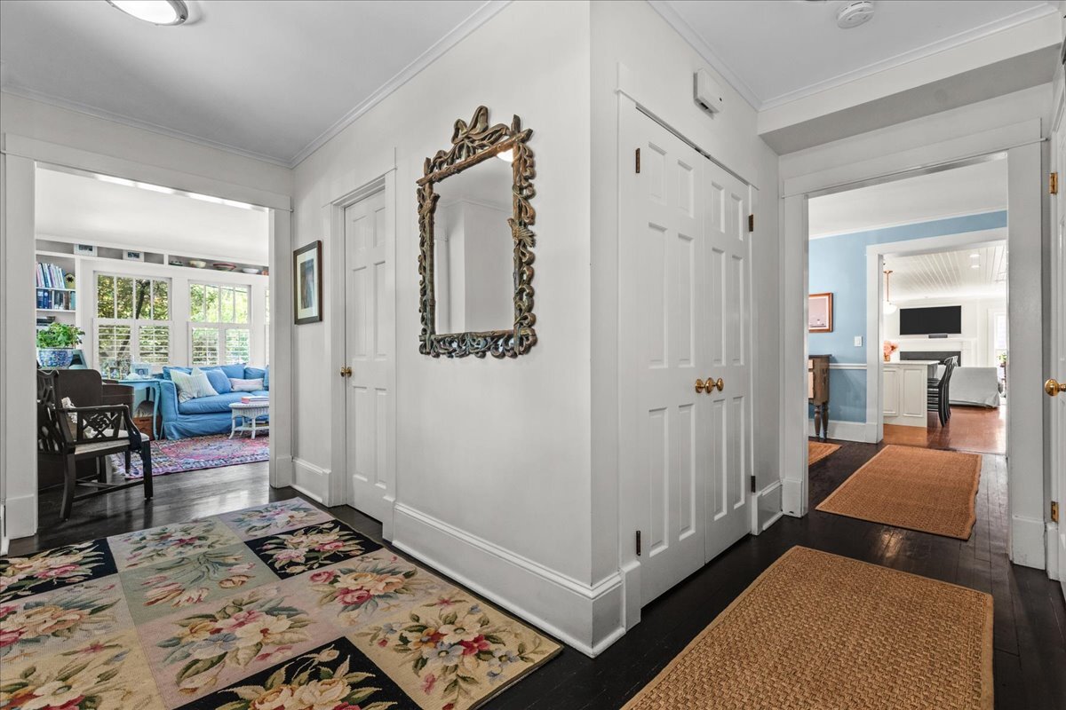 23 Washington Road Lake Forest, IL 60045 - Photo 8 of 36 Gallery Image 8