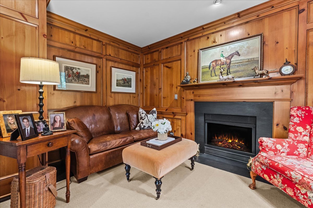 23 Washington Road Lake Forest, IL 60045 - Photo 10 of 36 Gallery Image 10