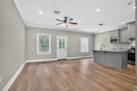 $260,000 | 512 Magnolia Drive, Laplace, LA 70068