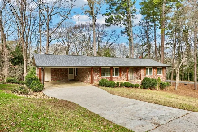 $399,000 | 1505 Robinhood Trail, Gainesville, GA 30501