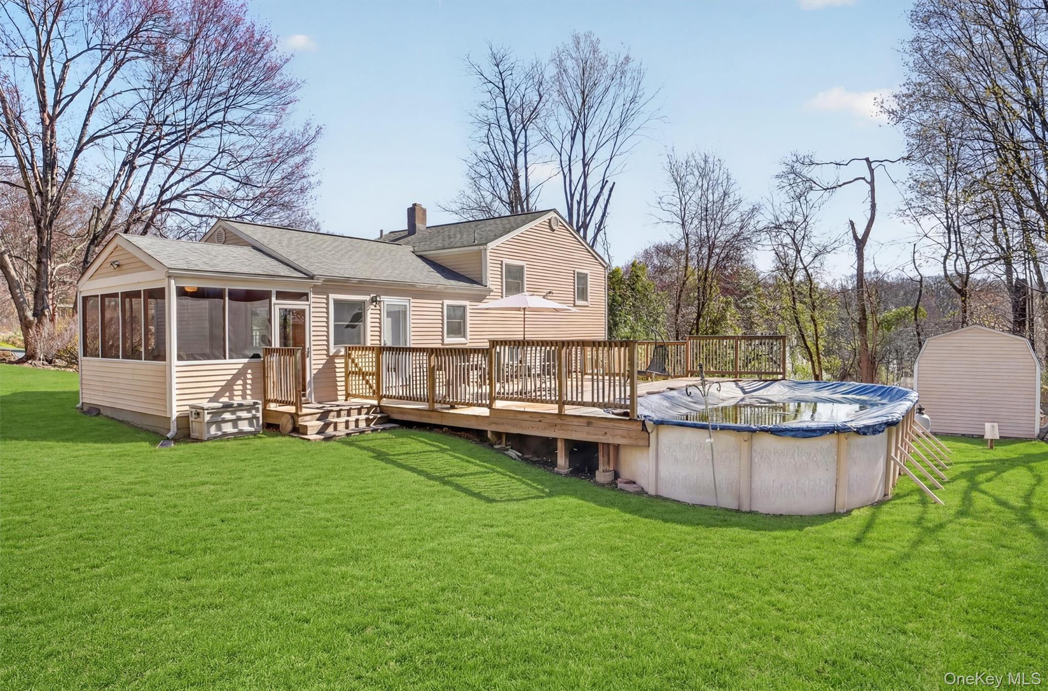 9 Ridge Road Cortlandt Manor, NY 10567 - Photo 43 of 47 Hot summer is waiting for you to take a dip